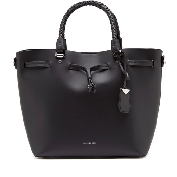 MICHAEL Michael Kors Handbags - NWT MICHAEL Michael Kors Leather Blakely Bucket Bag / Handbag